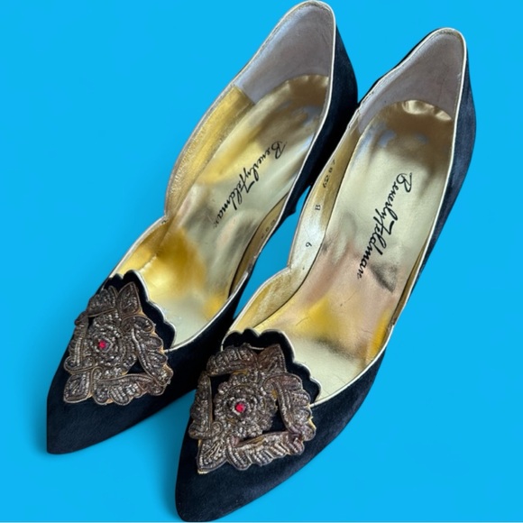 1960s Vintage Beverly Feldman Black Suede Leather Gold Sequined Vamp Heels 9 - Picture 9 of 14